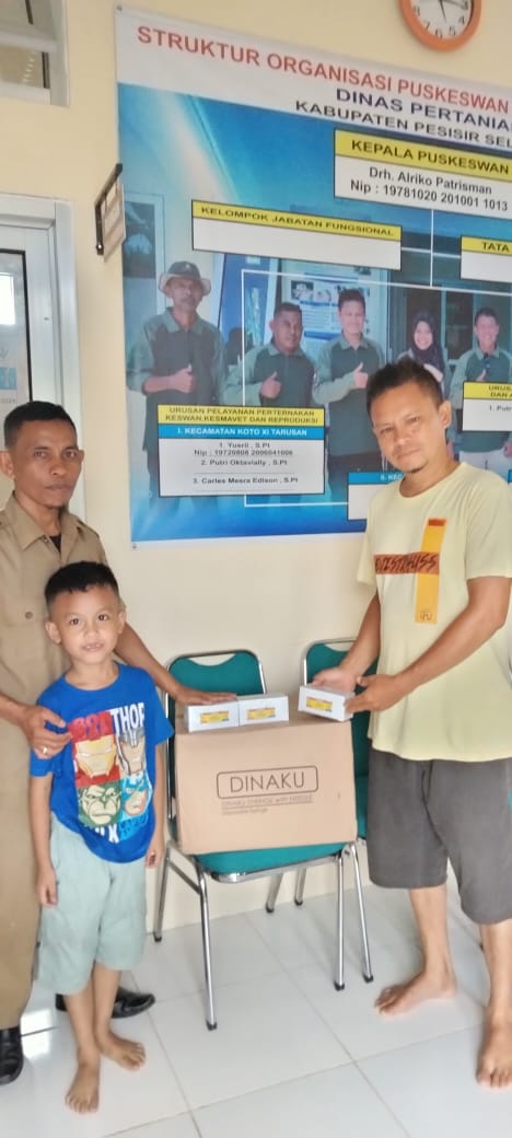 Distribusi Vaksin dan Prasarana Vaksinasi Rabies ke Puskeswan Terpadu Tarusan Tahun 2023