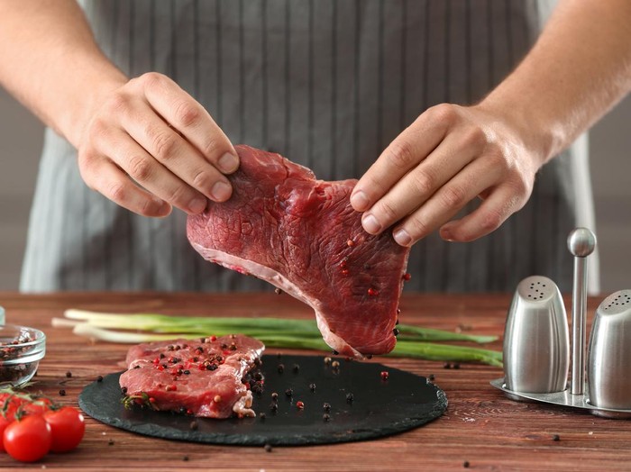 Langkah-Langkah Tepat dalam Menyimpan Daging untuk Menjaga Kesegaran dan Keamanan Pangan