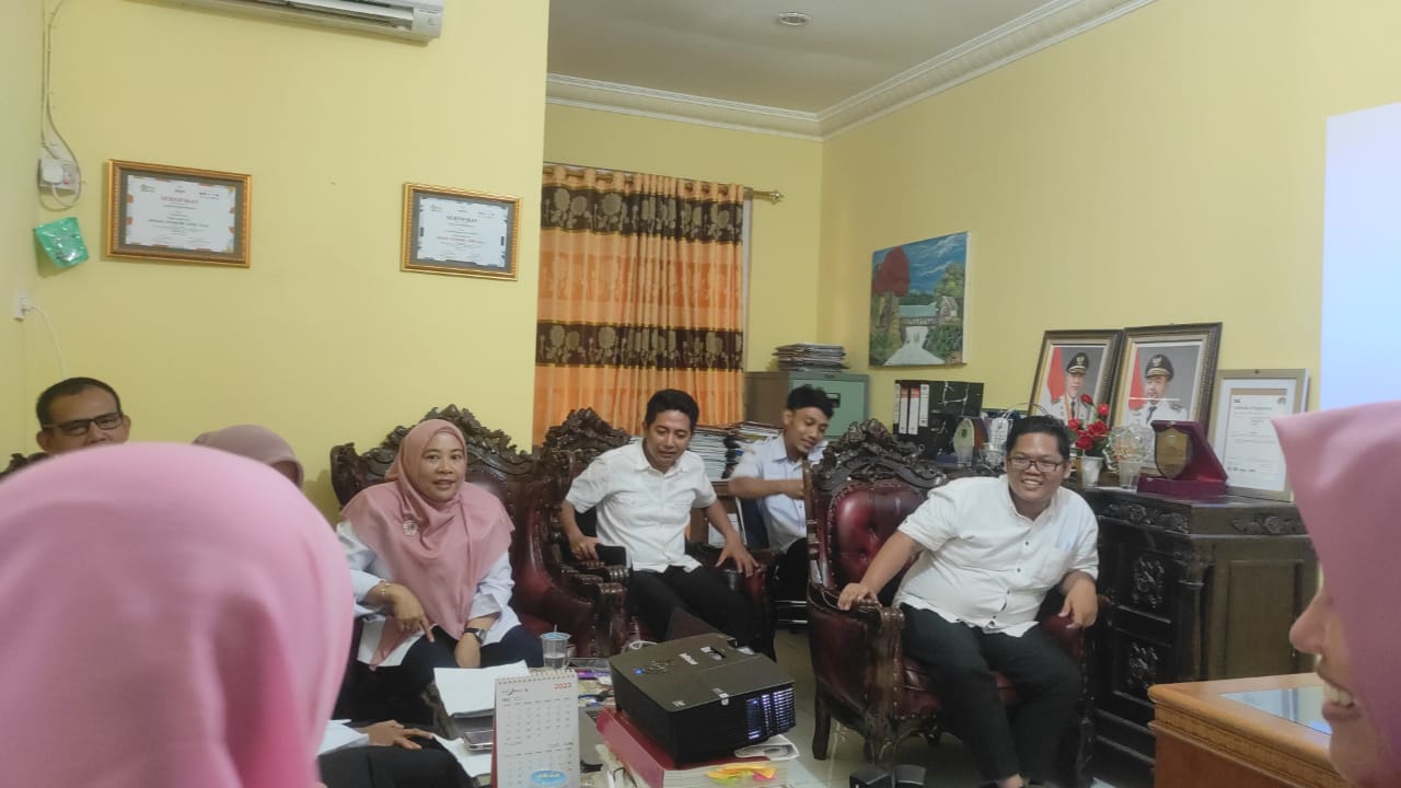 Rapat Sebelum Tinjauan Lapangan Pelaksanaan Pengawasan Perizinan Berusaha  Berbasis Risiko melalui A