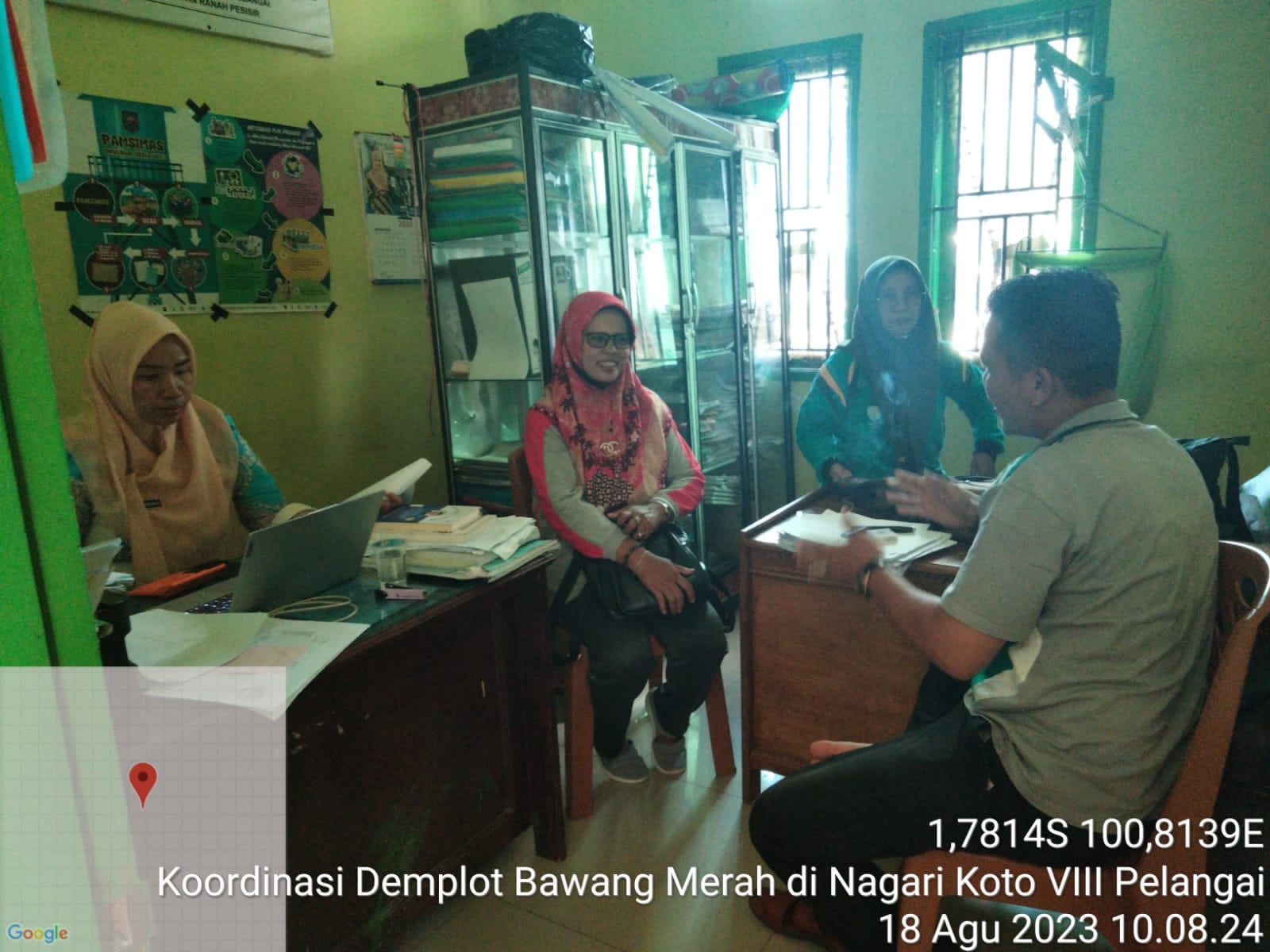 Musyawarah Dengan Wali Nagari Koto VIII Pelangai Mengenai Pengolahan Tanah Untuk Tanam Bawang Merah