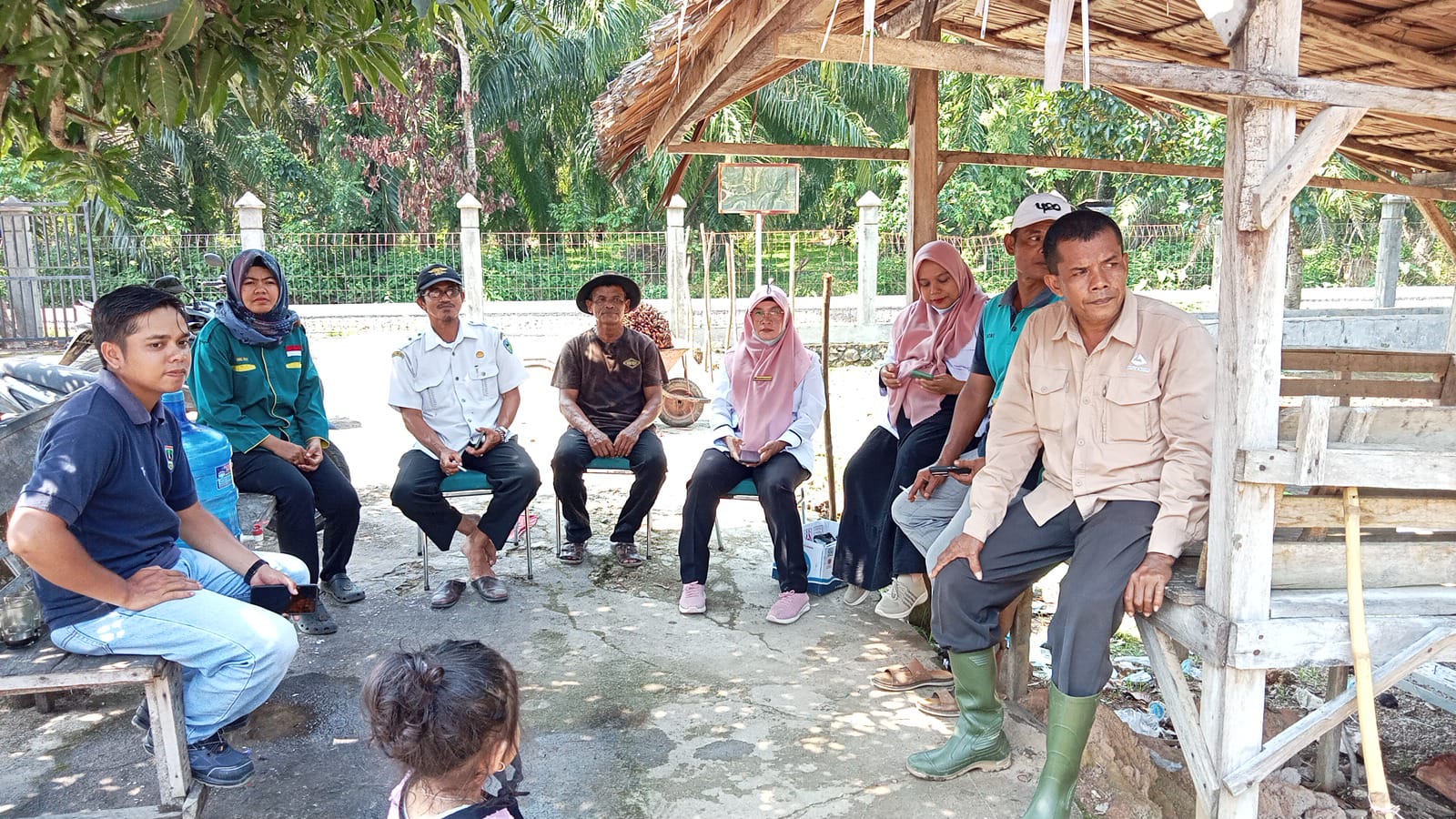 BANGUN KUMUNIKASI DAN KOORDINASI, PENYULUH PERTANIAN KUNJUNGI PUSKESWAN KECAMATAN SUTERA