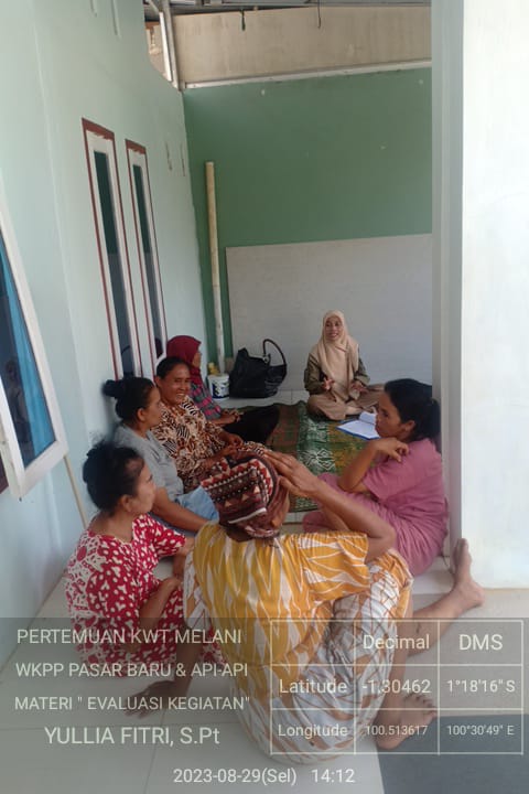 Pertemuan Rutin kelompok KWT Melani  Bersama penyuluh sebagai wadah meningkatkan SDM Petani