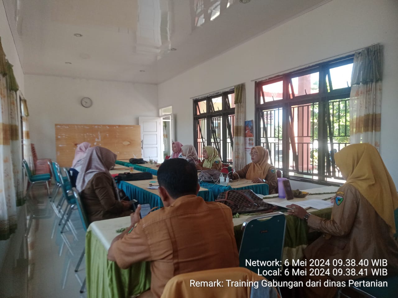 ACARA TRAINING GABUNGAN SECARA ONLINE(ZOOM METING) YG DILAKSANAKAN BIDANG PENYULUHAN DINAS PE