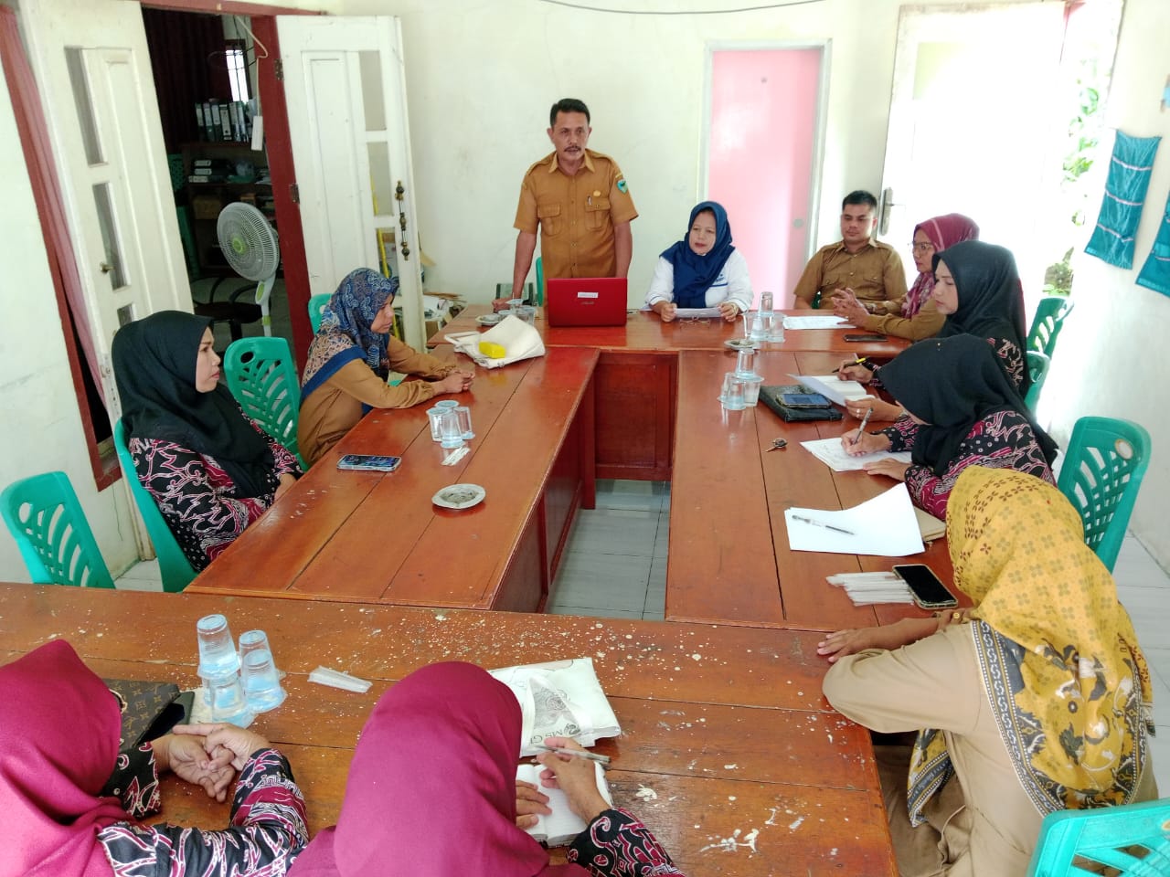 KEGIATAN KRPL (KAWASAN RUMAH PANGAN LESTARI) DI NAGARI MUARO GADANG AIR HAJI