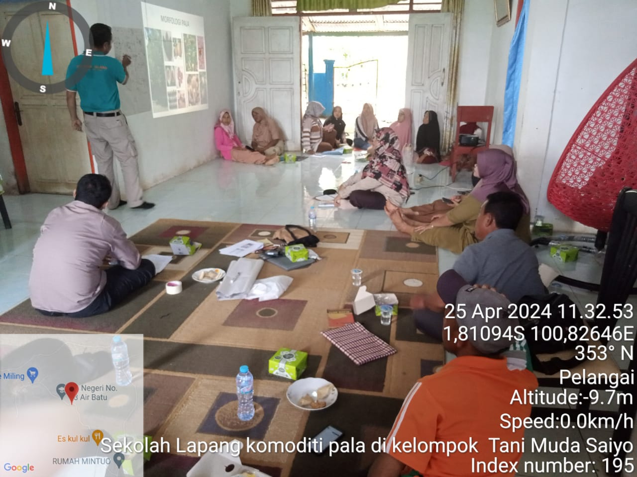 Sekolah Lapang Komoditi Pala di Kelompok Tani Muda Saiyo Air Batu Nagari Pelangai Kecamatan Ranah Pe