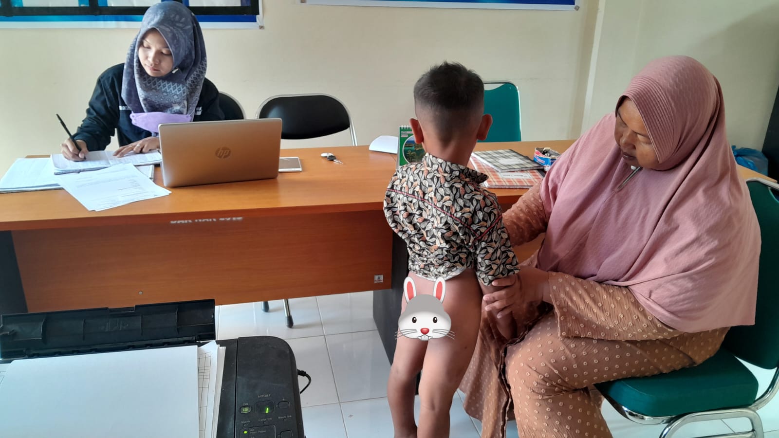 Prosedur Tata Laksana yang dilakukan terhadap masyarakat yang tergigit hewan tersangka Rabies.