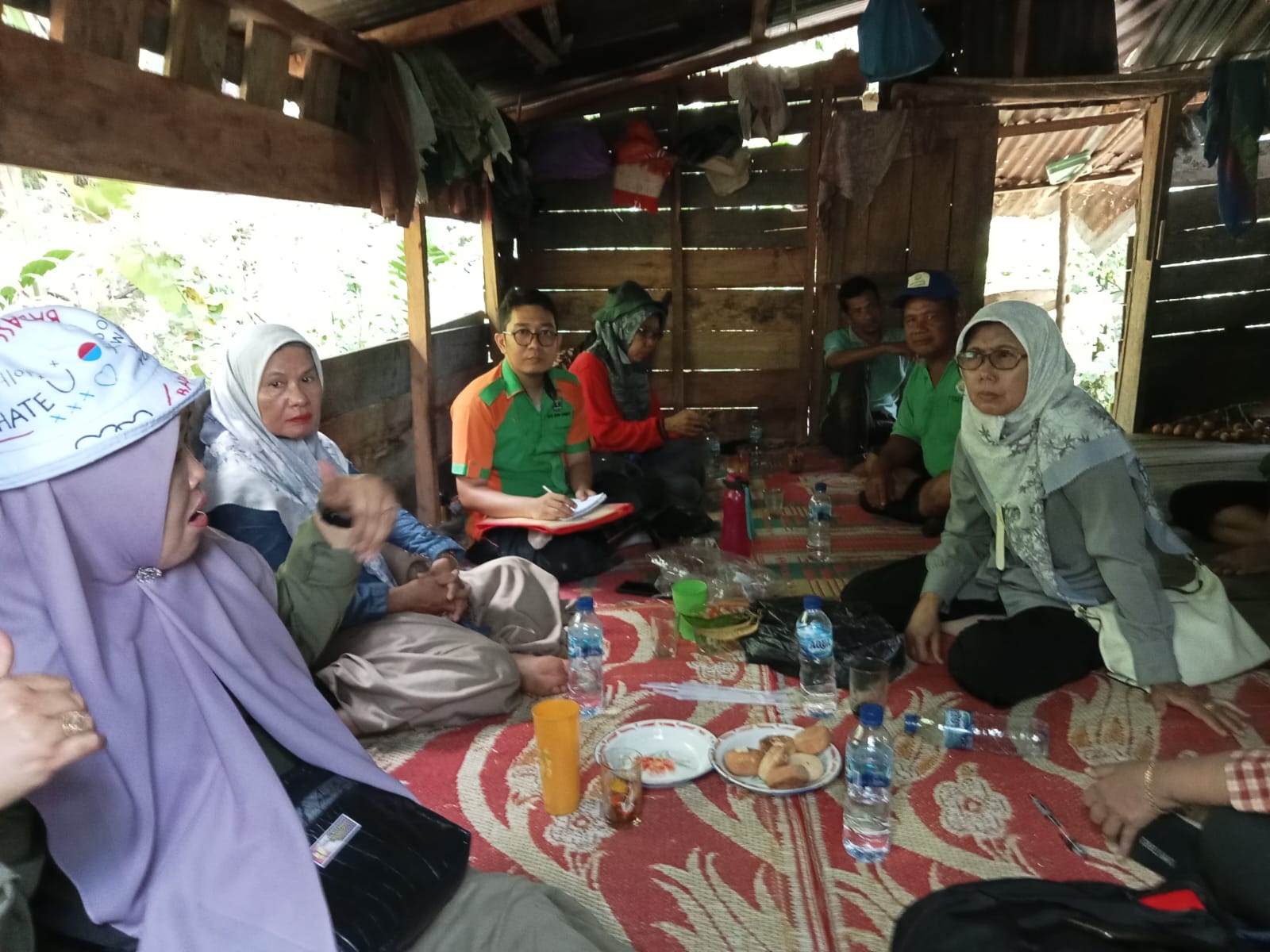 OBSERVASI POHON INDUK MASA BERBUNGA KE 2 DALAM RANGKA PELEPASAN VARIETAS DURIAN LOKAL DI KECAMATAN I