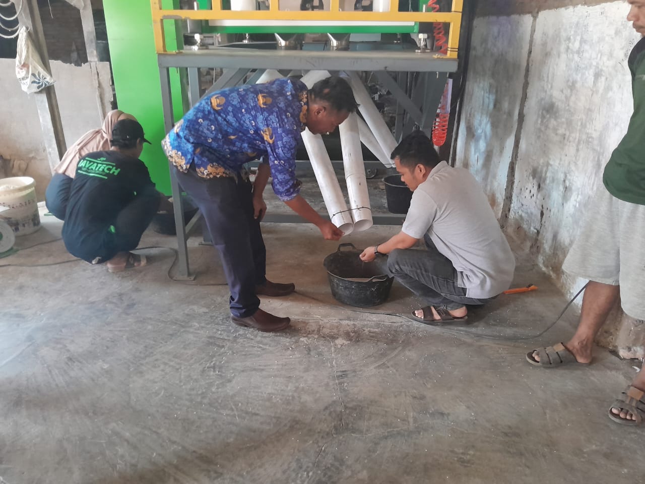 RUNNING TEST ALAT PASCA PANEN COLOUR SORTER DI KELOMPOK TANI PILA MANDIRI RANAH PESISIR