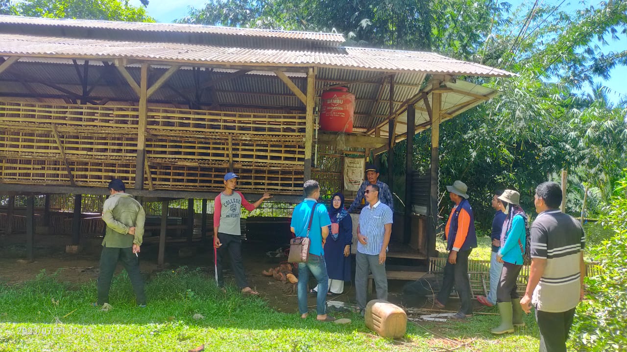 BIDANG PETERNAKAN MELAKUKAN CP/CL KELOMPOK PENERIMA BANTUAN UNGGAS TH.2023
