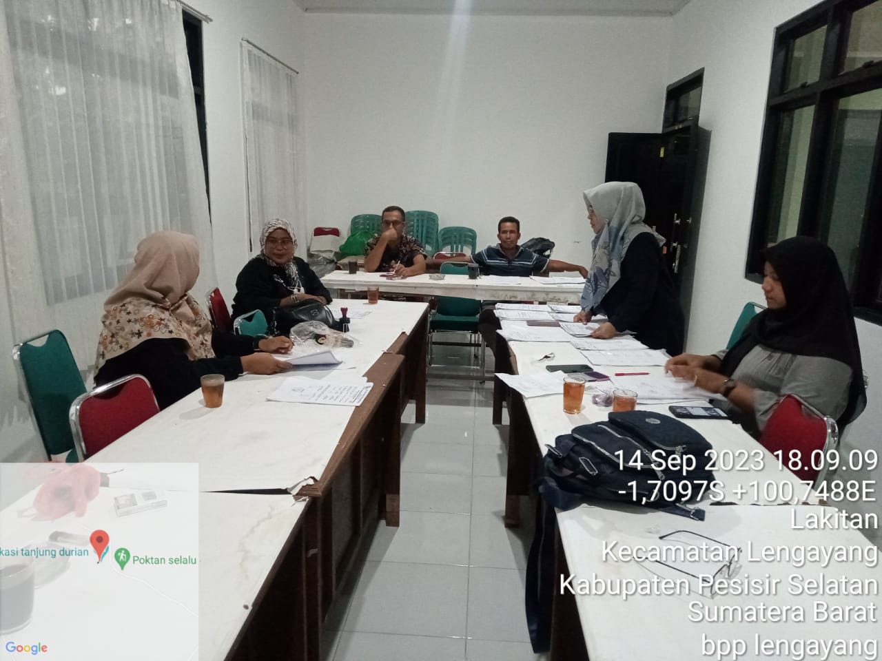 Melengkapi Administrasi Kelompok Tani Penerima Unggas (ayam/itik) Dana APBD Profinsi Tahun Anggaran 