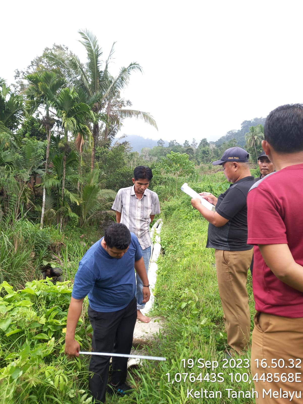 KELOMPOK TANI TANAH MELAYU NAGARI SIGUNTUR CALON PENERIMA MANFAAT PEKERJAAN PEMBANGUNAN JARINGAN IRI