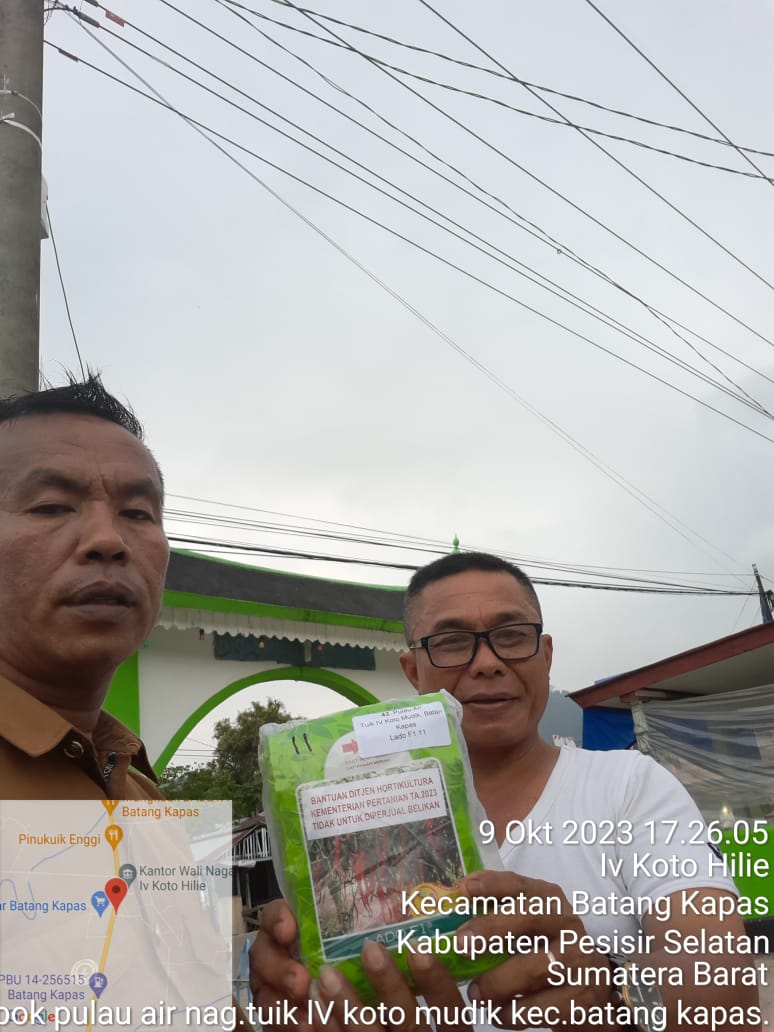 Penyerahan Benih Cabe pada Kawasan Cabe Inflasi Keltan pulau air