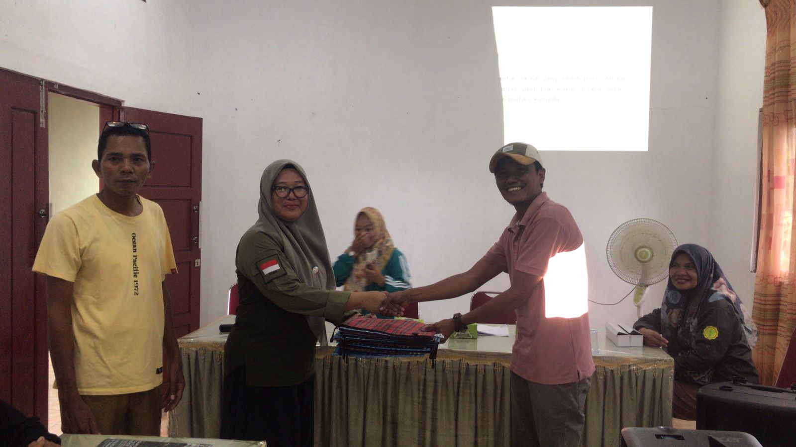 TPH - PEMBUKAAN SL PHT JERUK DI KELOMPOK TANI TANDIKEK SAIYO KEC AIR PURA