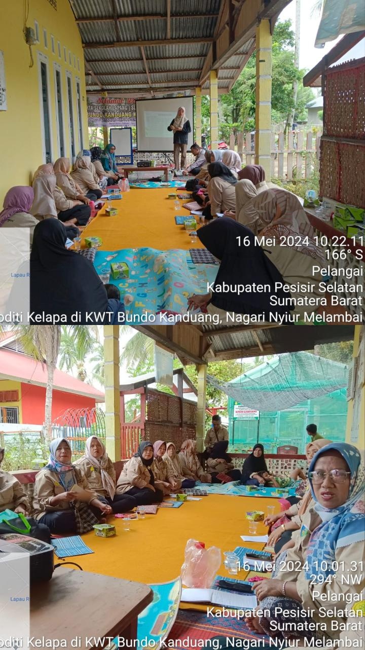 Pelaksanaan Sekolah Lapang (SL) Budidaya Tanaman Kelapa