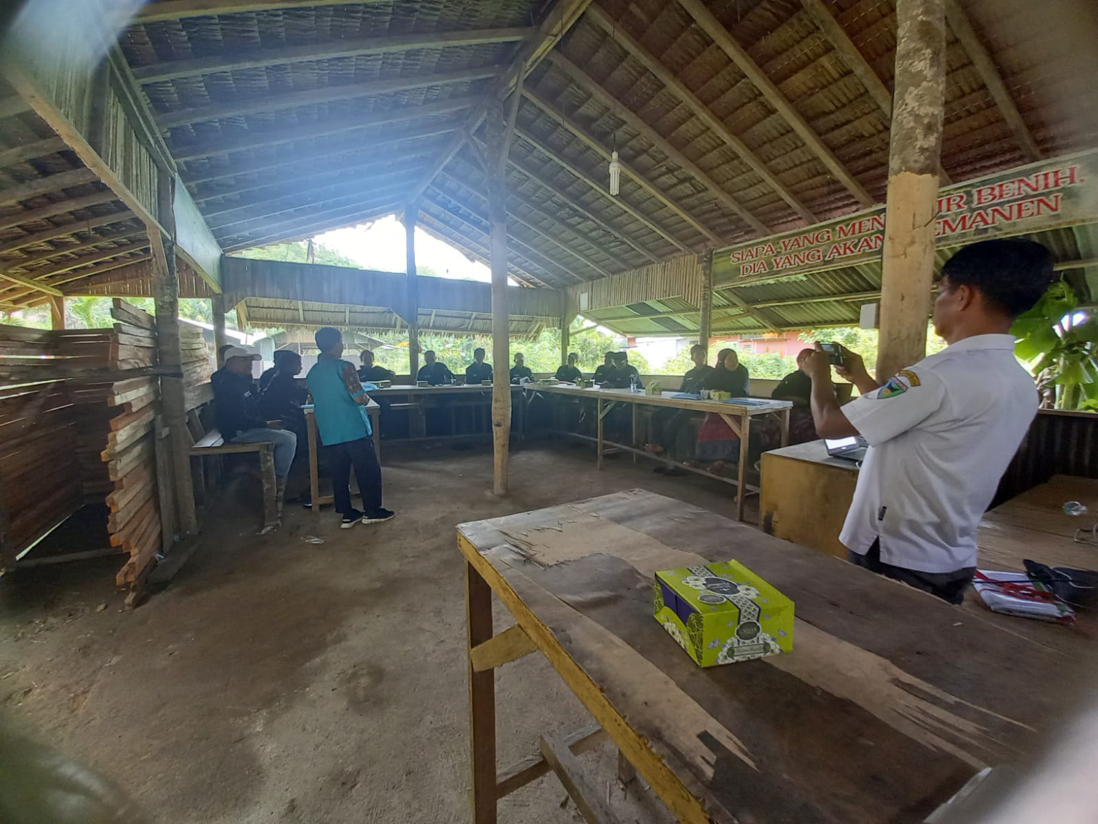 Sekolah Lapang Ternak Sapi di Kelompok Tani Punago Kenagarian Koto Berapak Kecamatan Bayang