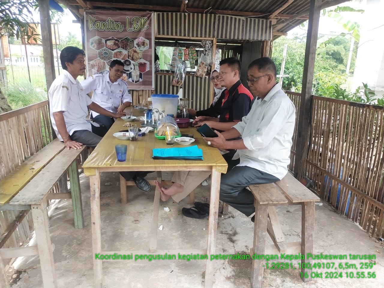 Koordinasi PPL dan Ketua Poktan Punago Indah dengan Kepala Puskeswan Tarusan