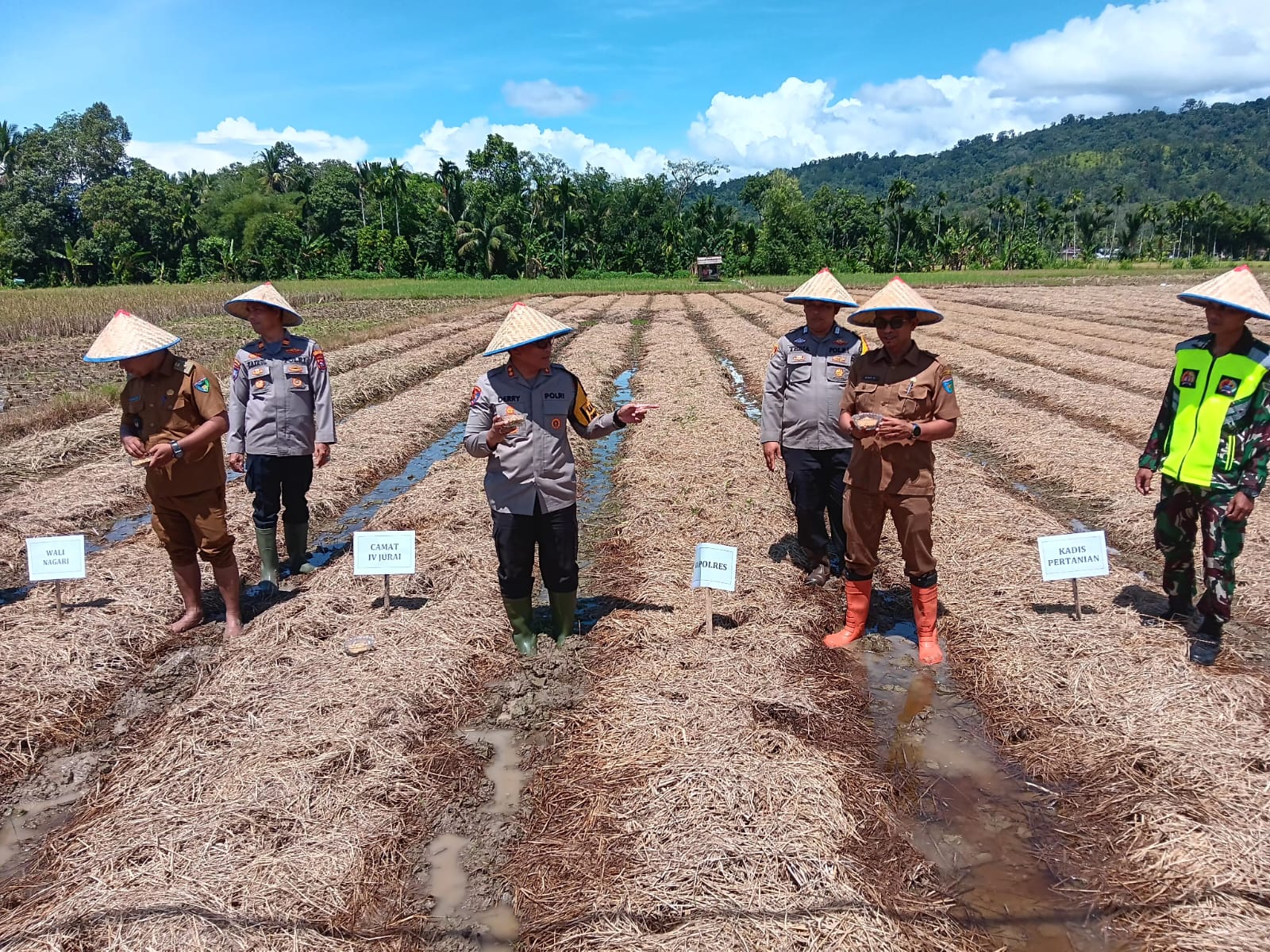 POLRES BERSINERGI DENGAN DINAS PERTANIAN DALAM RANGKA MEWUJUDKAN KETAHANAN PANGAN DI PESSEL 