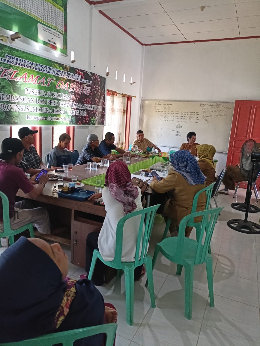 Sosialisassi pengembangan dan perluasan kopi rakyat di kecamatan ranah ampek hulu tapan